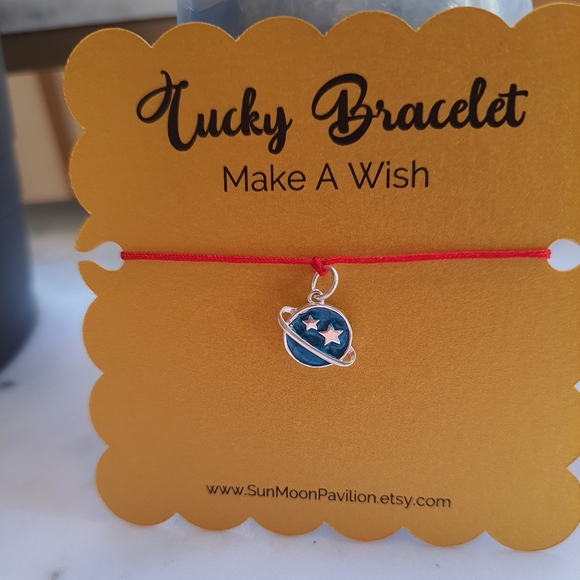 Sterling Silver Universe Planet Charm Chinese Red String Bracelet轉運紅繩手鍊 - Picture 3 of 4